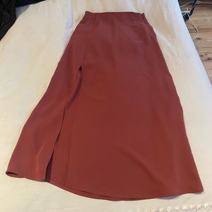 Aritzia Babaton Midi Skirt with Slit